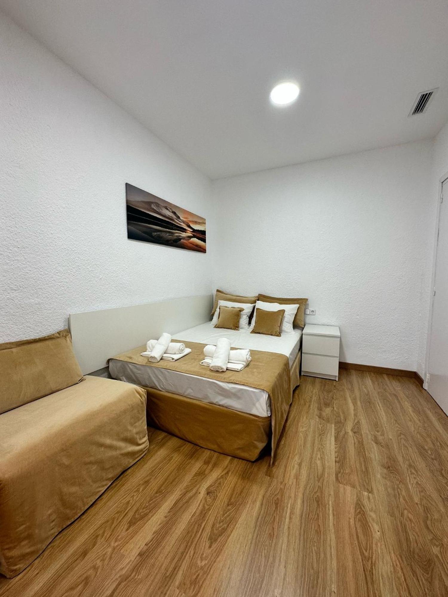 Mi Casa Es Tu Casa Apartment L'Hospitalet de Llobregat Ngoại thất bức ảnh