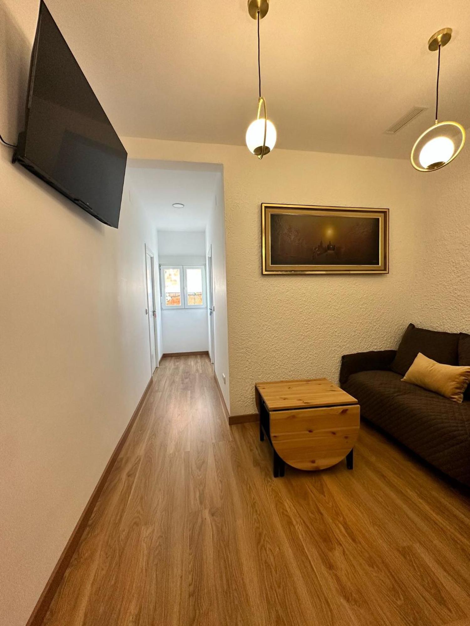 Mi Casa Es Tu Casa Apartment L'Hospitalet de Llobregat Ngoại thất bức ảnh