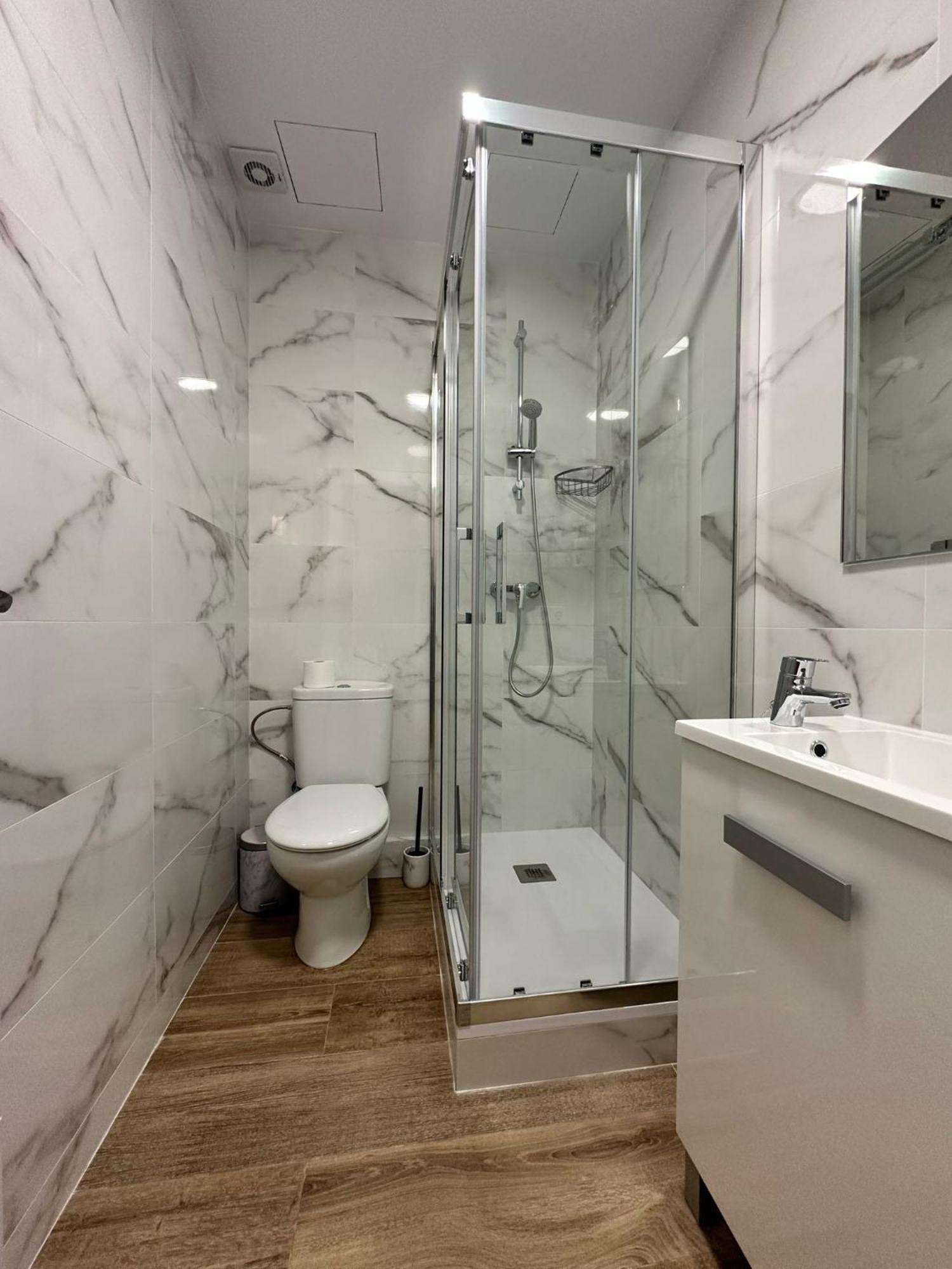 Mi Casa Es Tu Casa Apartment L'Hospitalet de Llobregat Ngoại thất bức ảnh